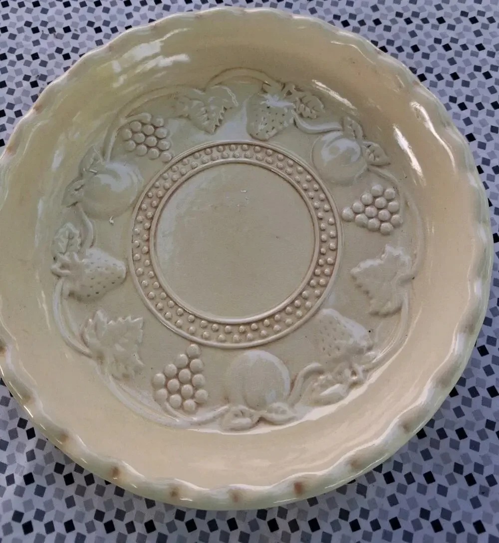 Vintage-Style Stoneware Pie Plate ~ Embossed Fruit/Leaf Pattern, Scalloped Edge